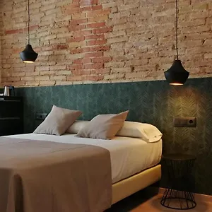  Otel Canton